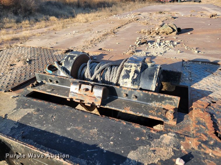 image for item JG9640 Landoll  tilt deck equipment trailer