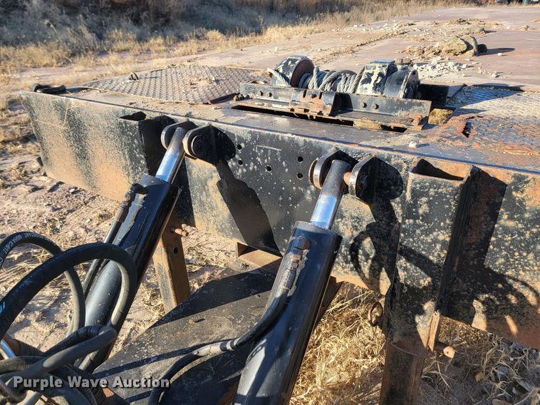 image for item JG9640 Landoll  tilt deck equipment trailer