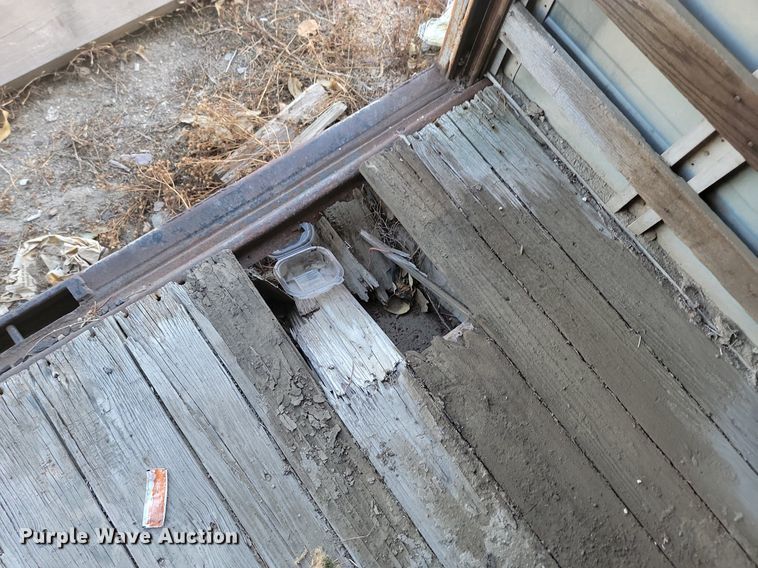 image for item JG9769 Box truck bed