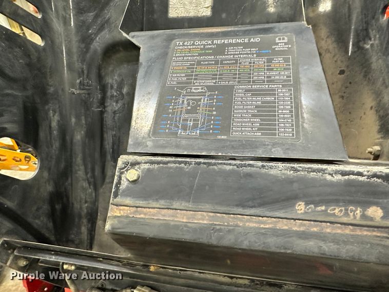 image for item JR9827 2019 Toro TX427  compact utility loader