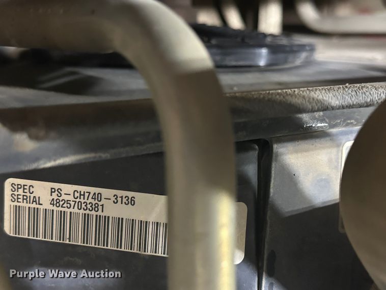 image for item JR9827 2019 Toro TX427  compact utility loader