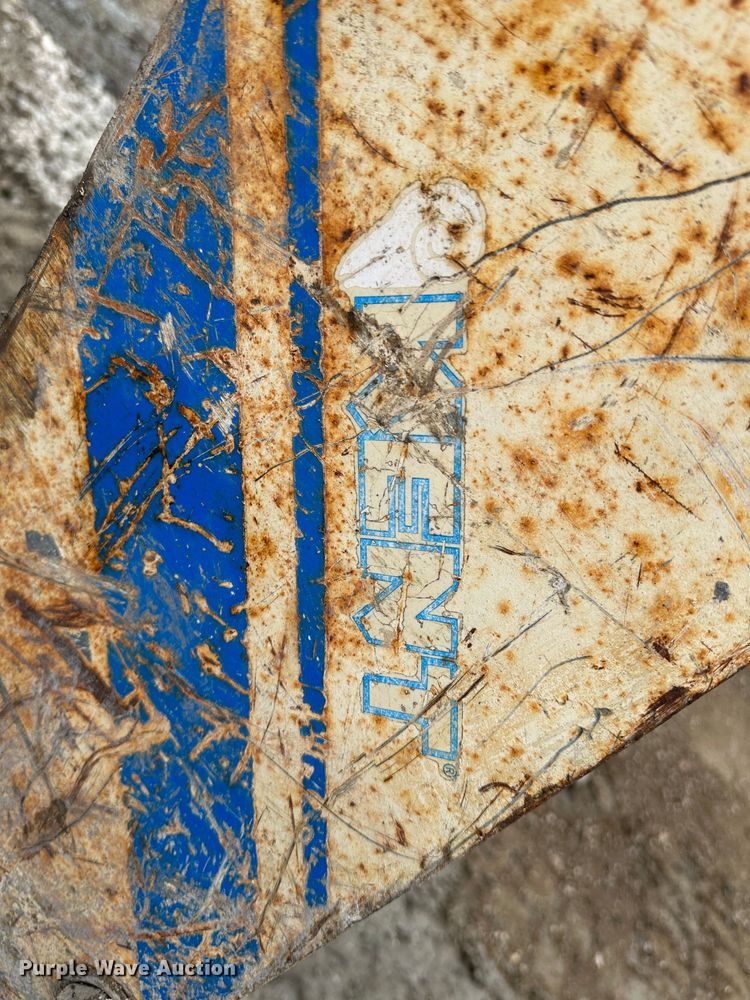 image for item JR9830 Kent  breaker