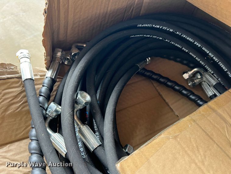 image for item JT9041 HTV Machinery CAT320  excavator quick coupler