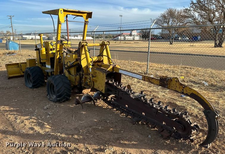 image for item JT9211 1986 Vermeer M455  trencher