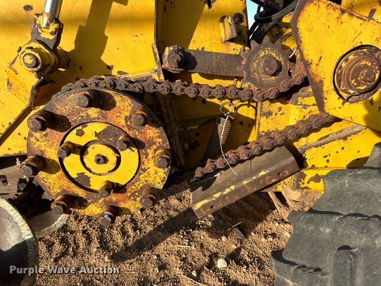 image for item JT9211 1986 Vermeer M455  trencher