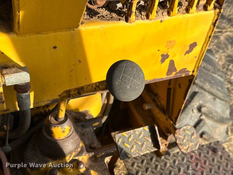 image for item JT9211 1986 Vermeer M455  trencher