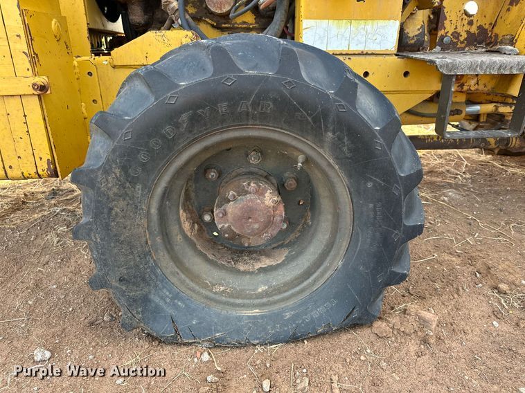 image for item JT9211 1986 Vermeer M455  trencher