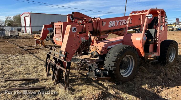 image for item JT9212 Sky Trak 10054  telehandler