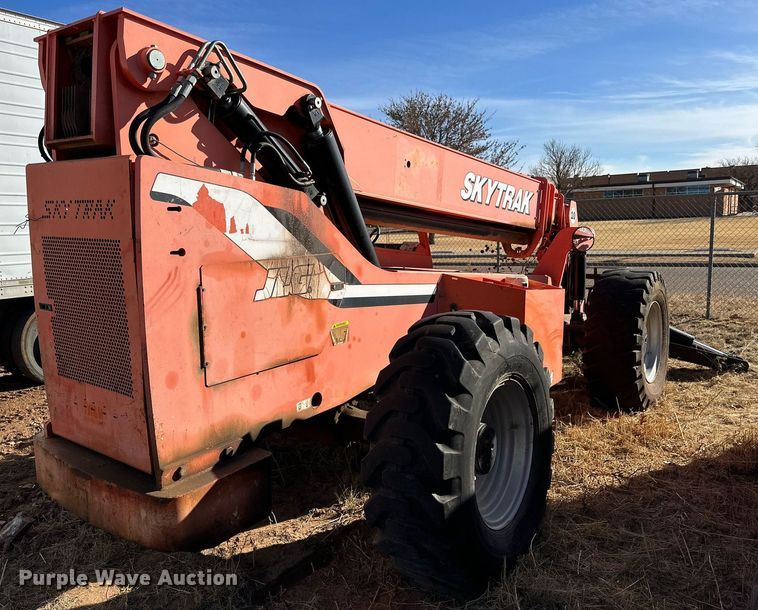 image for item JT9212 Sky Trak 10054  telehandler