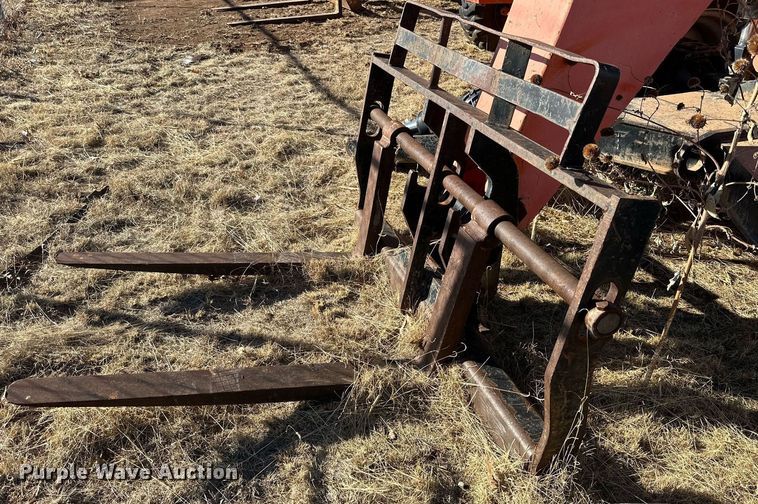 image for item JT9212 Sky Trak 10054  telehandler