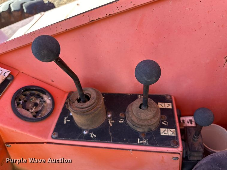 image for item JT9212 Sky Trak 10054  telehandler