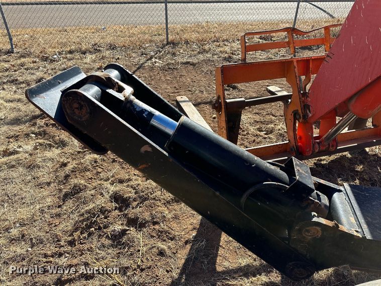 image for item JT9214 2001 Sky Trak 10042  telehandler