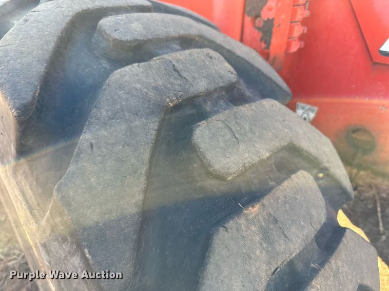 image for item JT9214 2001 Sky Trak 10042  telehandler