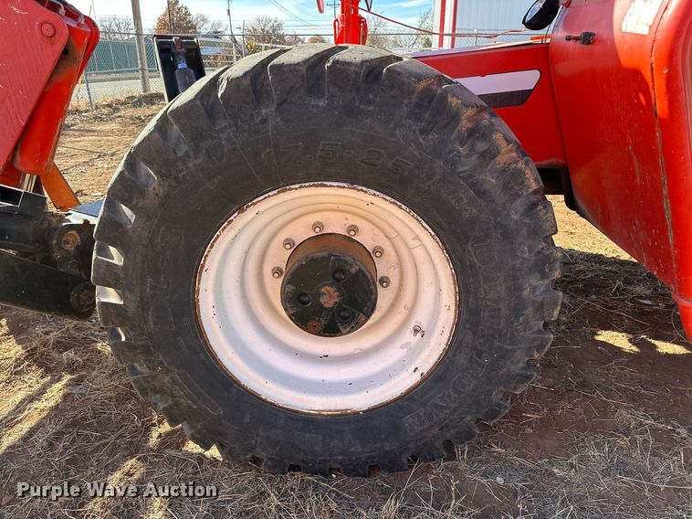 image for item JT9214 2001 Sky Trak 10042  telehandler