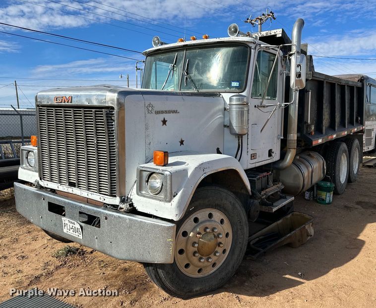 image for item JT9218 1985 GMC General  dump truck