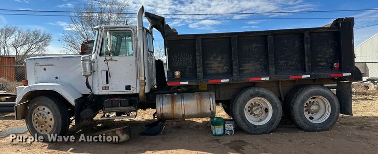 image for item JT9218 1985 GMC General  dump truck