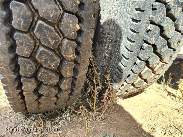 image for item JT9218 1985 GMC General  dump truck