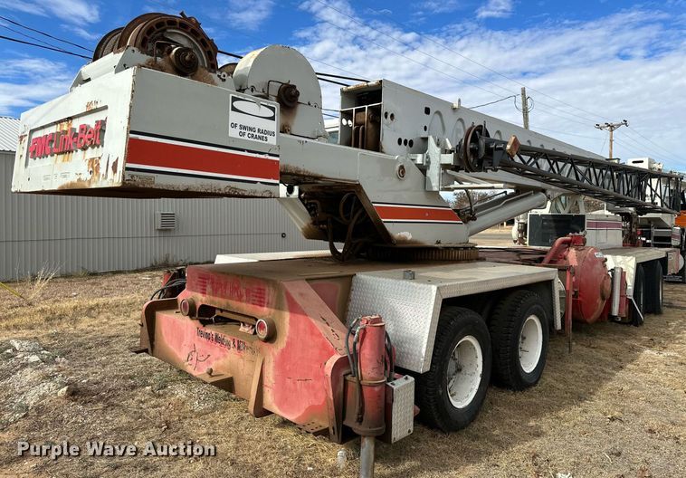 image for item JT9220 1981 Link-Belt HTC1040  crane