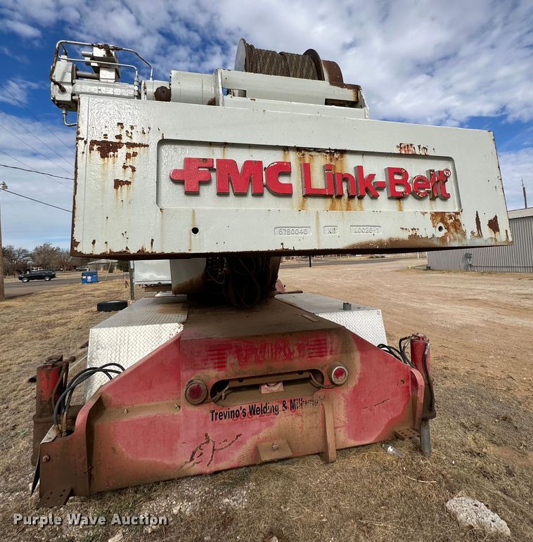 image for item JT9220 1981 Link-Belt HTC1040  crane