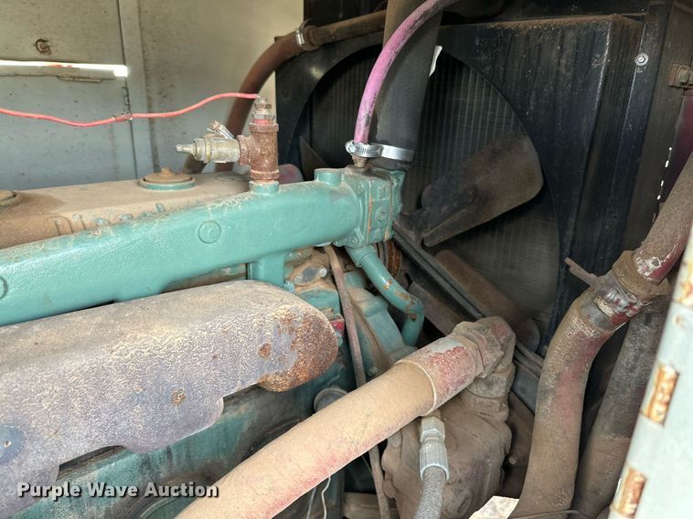 image for item JT9220 1981 Link-Belt HTC1040  crane