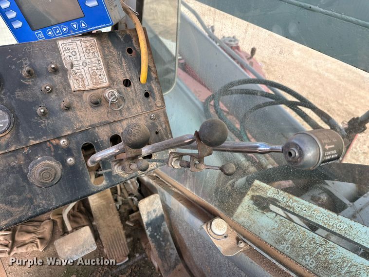 image for item JT9220 1981 Link-Belt HTC1040  crane