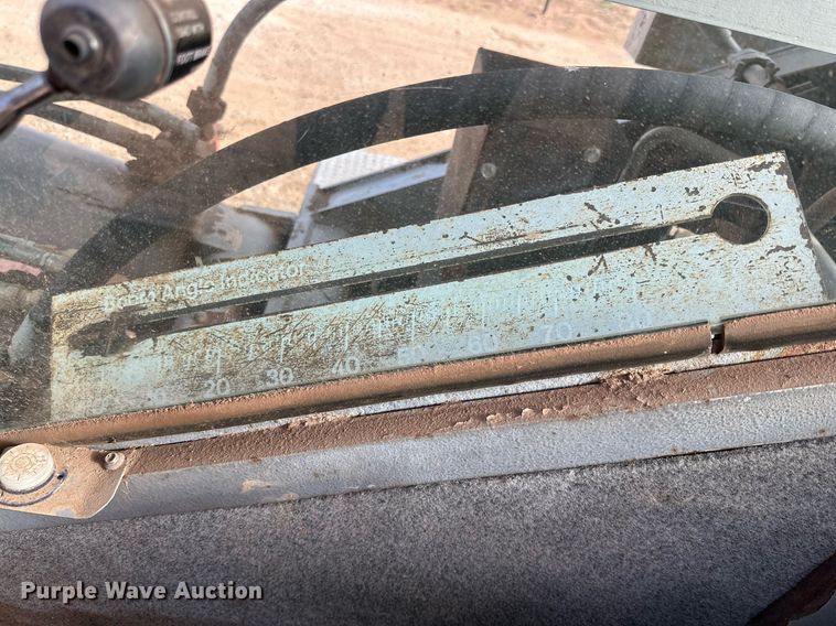 image for item JT9220 1981 Link-Belt HTC1040  crane