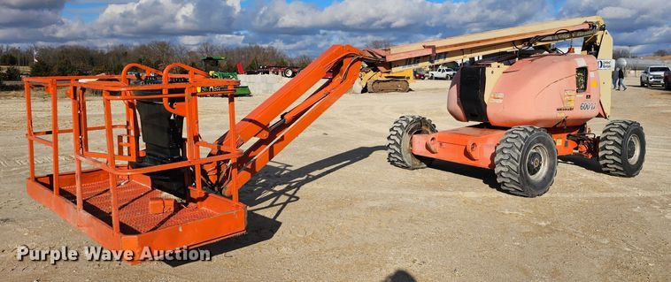 image for item KG9522 2002 JLG 600AJ  boom lift
