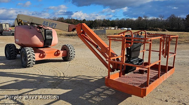 image for item KG9522 2002 JLG 600AJ  boom lift