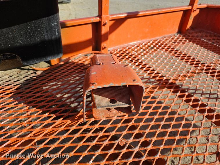 image for item KG9522 2002 JLG 600AJ  boom lift