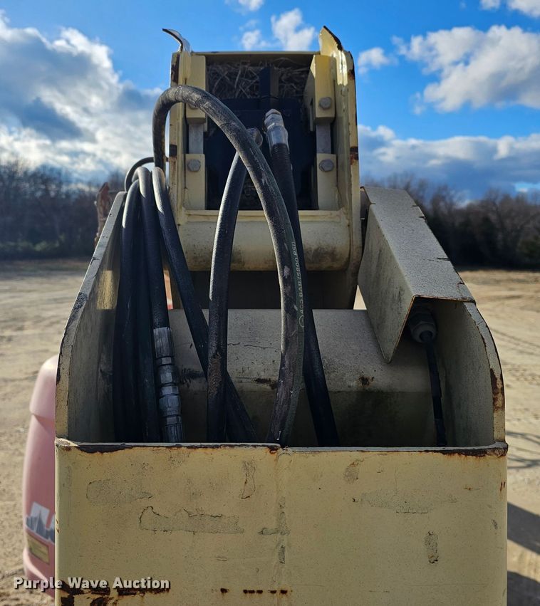 image for item KG9522 2002 JLG 600AJ  boom lift