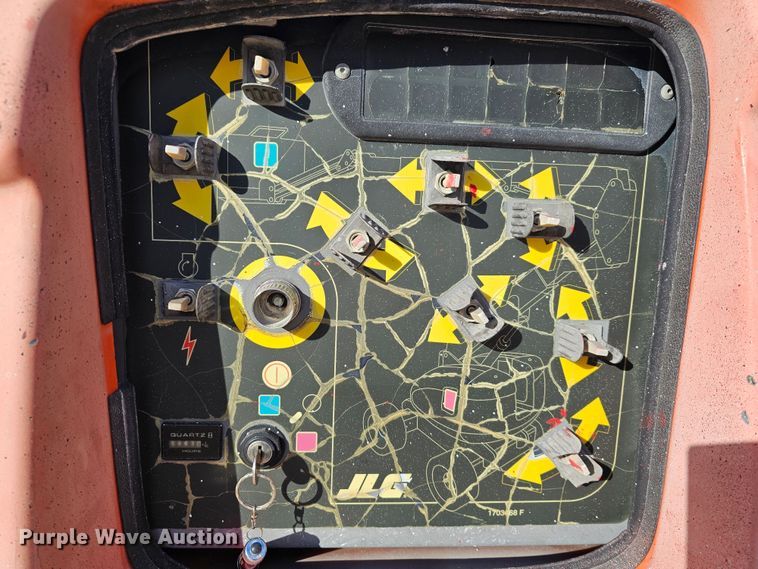 image for item KG9522 2002 JLG 600AJ  boom lift