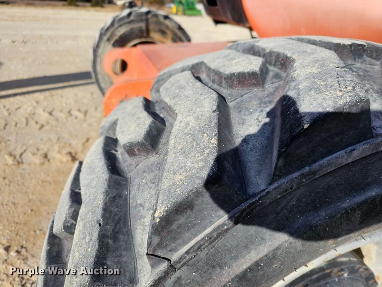 image for item KG9522 2002 JLG 600AJ  boom lift