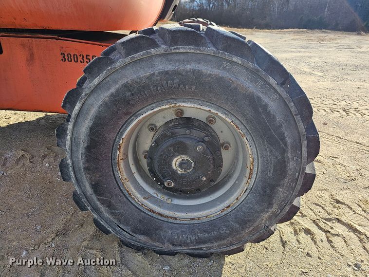 image for item KG9522 2002 JLG 600AJ  boom lift