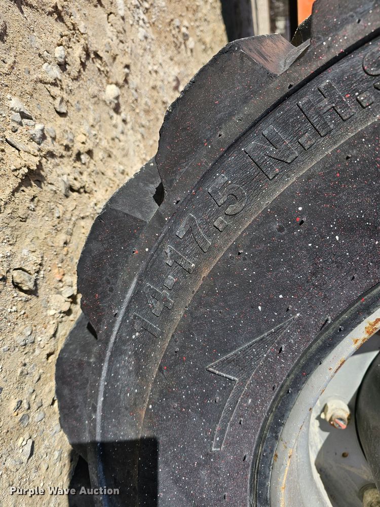 image for item KG9522 2002 JLG 600AJ  boom lift