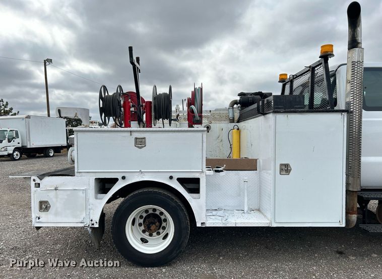 image for item KH9635 2009 Ford F650 Super Duty XL  Ext. Cab utility / service truck