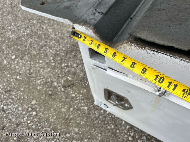 image for item KH9635 2009 Ford F650 Super Duty XL  Ext. Cab utility / service truck