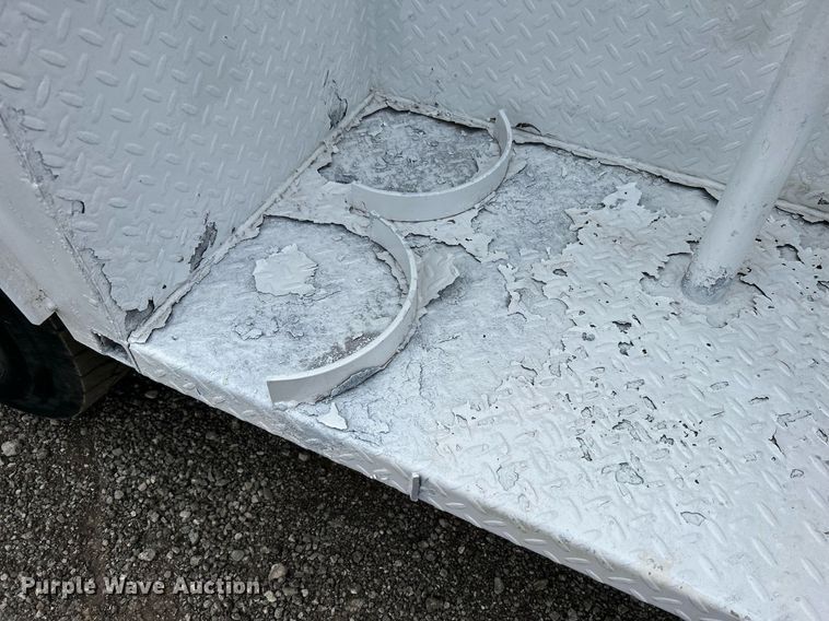 image for item KH9635 2009 Ford F650 Super Duty XL  Ext. Cab utility / service truck