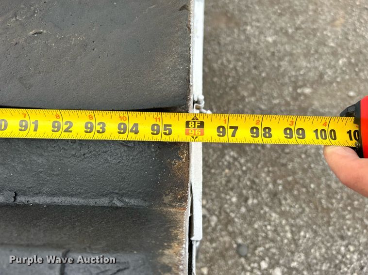 image for item KH9635 2009 Ford F650 Super Duty XL  Ext. Cab utility / service truck