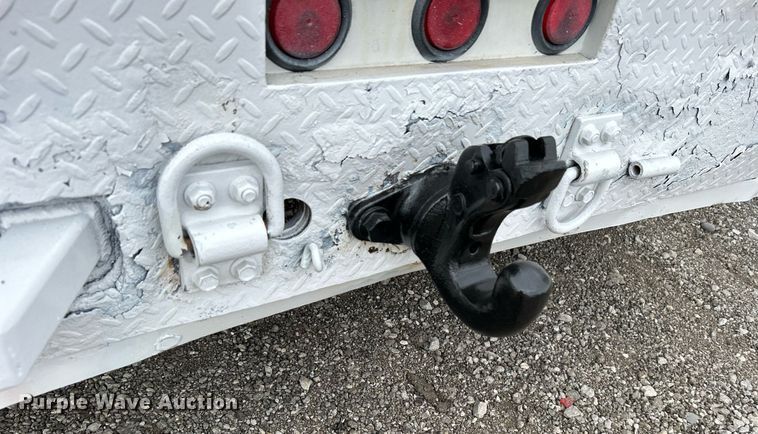 image for item KH9635 2009 Ford F650 Super Duty XL  Ext. Cab utility / service truck