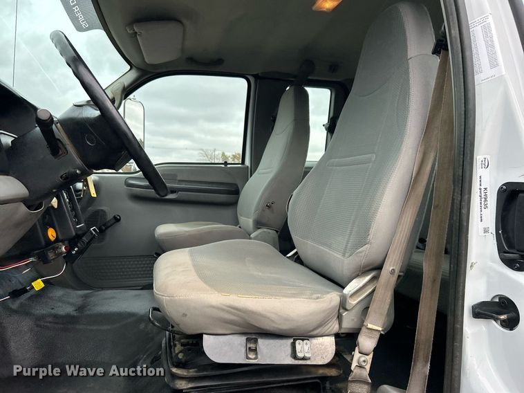 image for item KH9635 2009 Ford F650 Super Duty XL  Ext. Cab utility / service truck