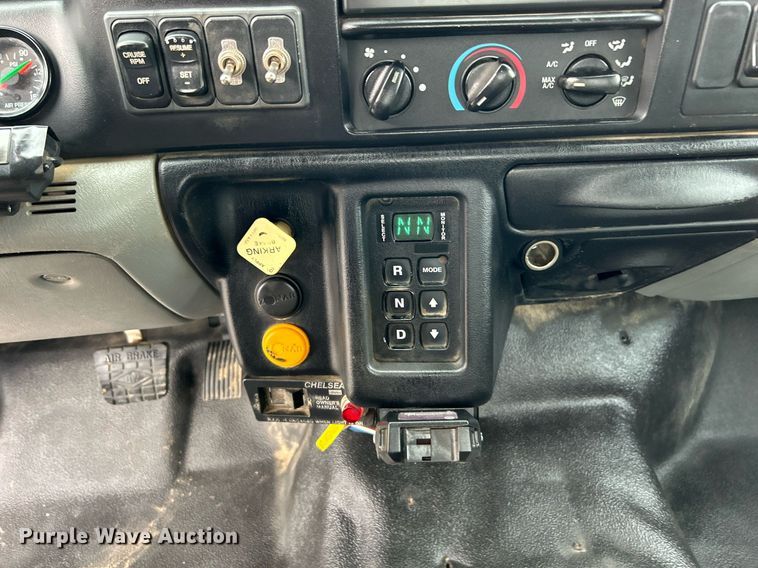 image for item KH9635 2009 Ford F650 Super Duty XL  Ext. Cab utility / service truck