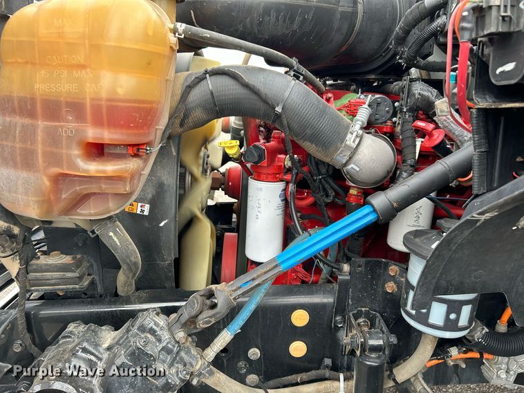 image for item KH9635 2009 Ford F650 Super Duty XL  Ext. Cab utility / service truck