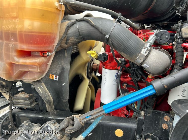 image for item KH9635 2009 Ford F650 Super Duty XL  Ext. Cab utility / service truck