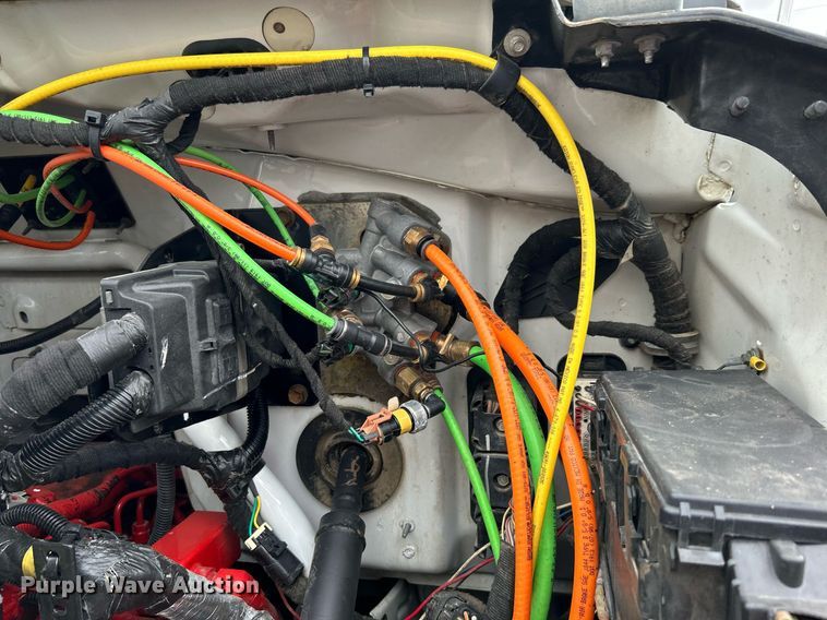 image for item KH9635 2009 Ford F650 Super Duty XL  Ext. Cab utility / service truck