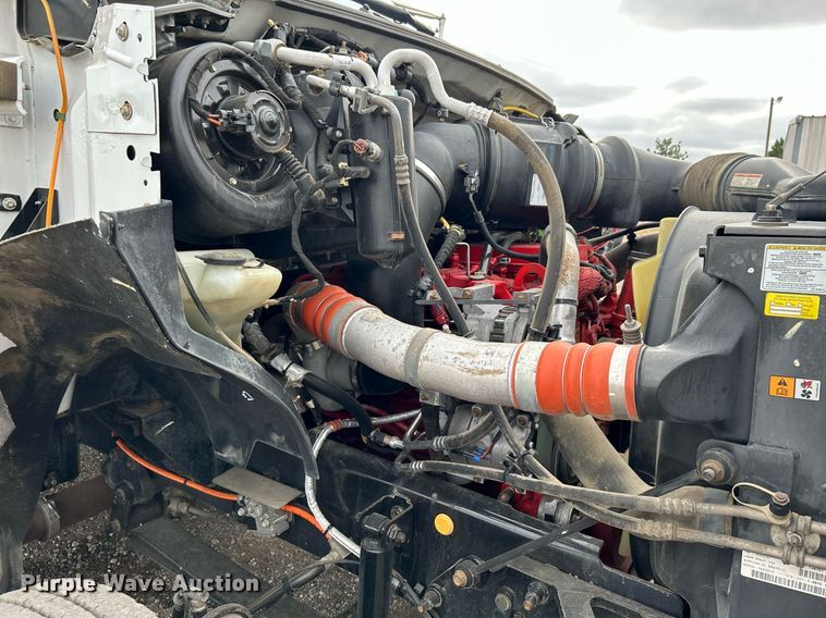 image for item KH9635 2009 Ford F650 Super Duty XL  Ext. Cab utility / service truck