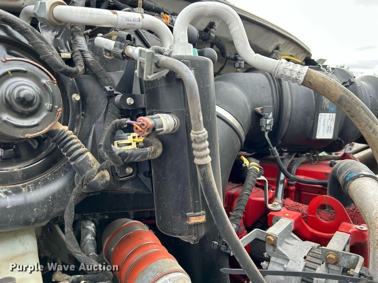 image for item KH9635 2009 Ford F650 Super Duty XL  Ext. Cab utility / service truck