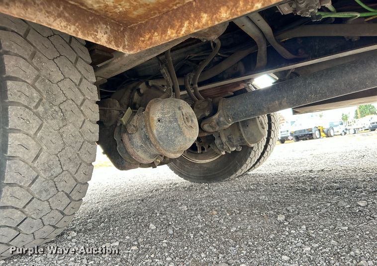 image for item KH9635 2009 Ford F650 Super Duty XL  Ext. Cab utility / service truck