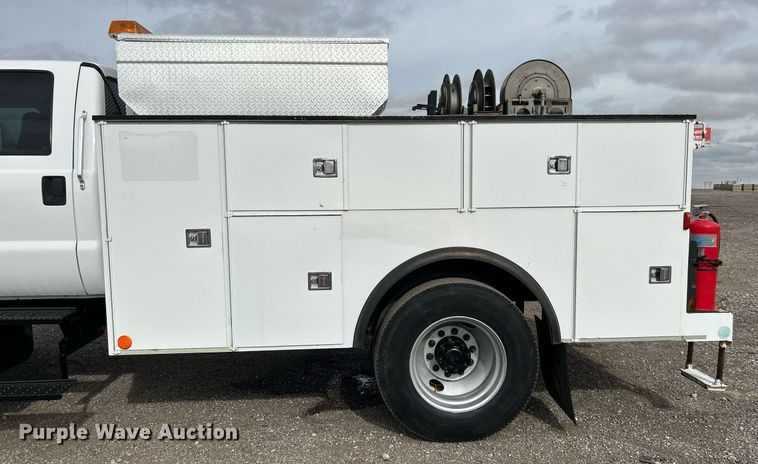 image for item KH9638 2010 Ford F750 Super Duty XL  Crew Cab utility / service truck