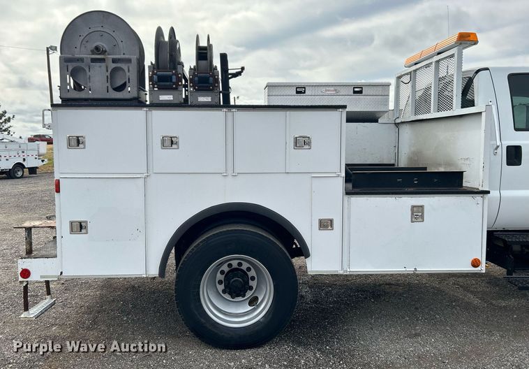 image for item KH9638 2010 Ford F750 Super Duty XL  Crew Cab utility / service truck