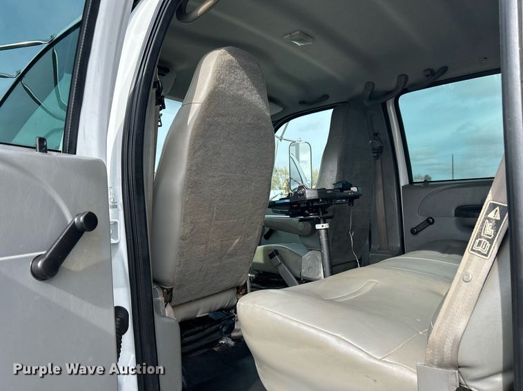 image for item KH9638 2010 Ford F750 Super Duty XL  Crew Cab utility / service truck